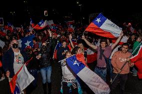 Chileans celebrate the triumph of the rejection of the 2022 constitutional process